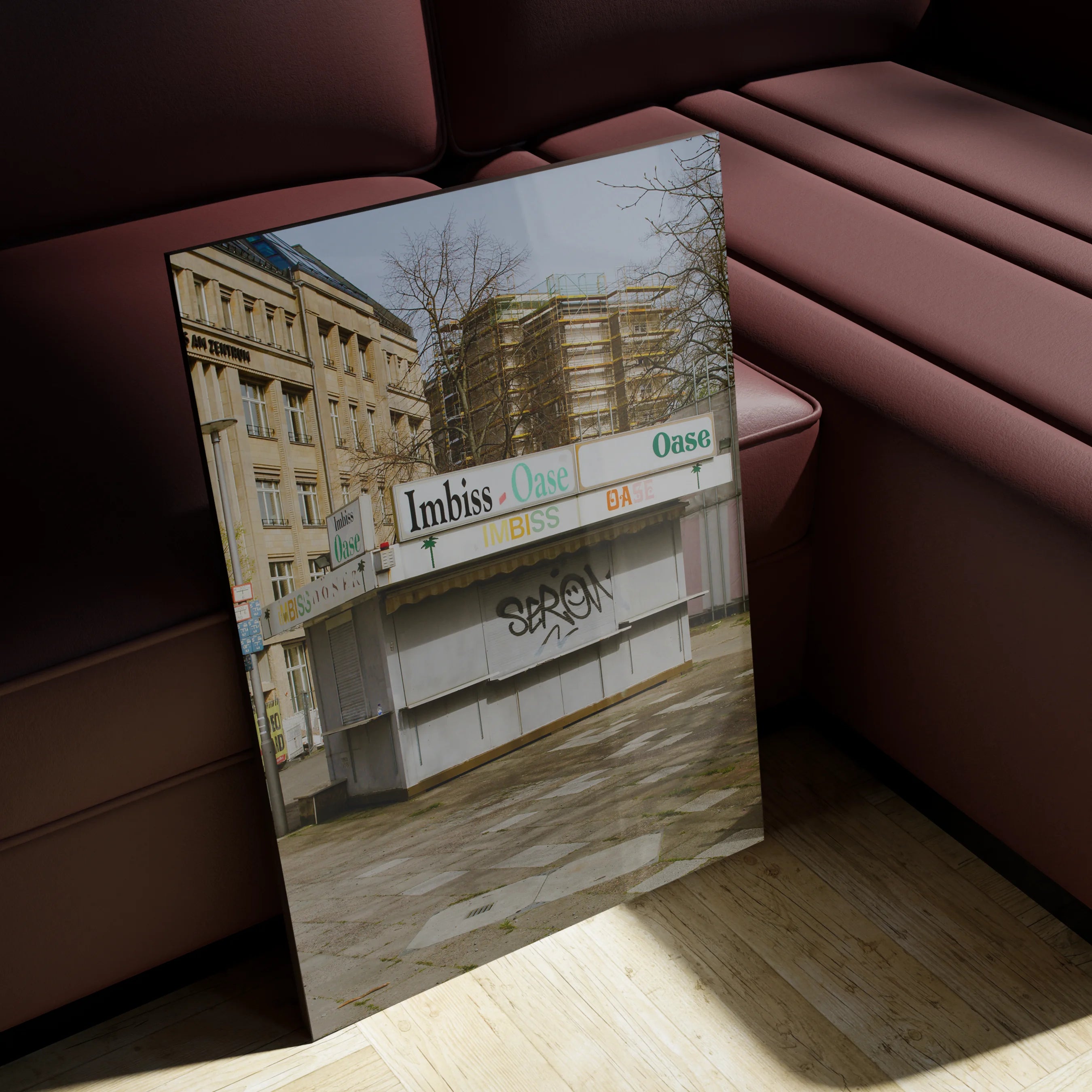 Berlin 12 — mockup 4