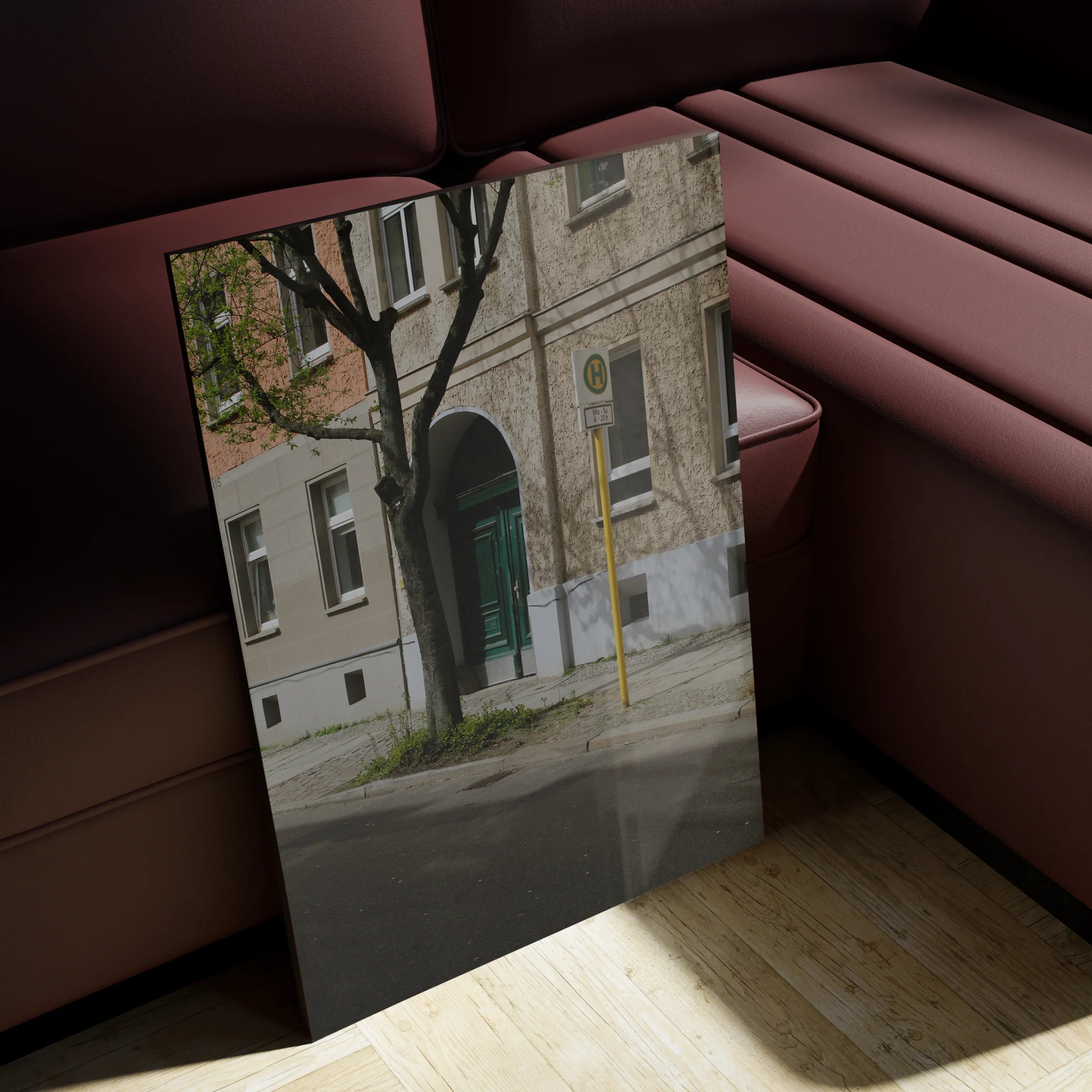 Berlin 9 — mockup 3